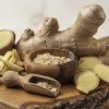 Ingwer ist bekannt für seine Eigenschaften, die den Gewichtsverlust auf natürliche Weise unterstützen können. Hier sind einige Vorteile von Ingwer im Abnehmprozess: Stoffwechsel natürlich anregen, reduziert den Appetit, verbessert die Verdauung, beschleunigt die Fettverbrennung. Durch diese Effekte kann Ingwer ein natürlicher und wirksamer Verbündeter im Abnehmprozess sein, insbesondere in Kombination mit einer gesunden Ernährung und einem aktiven Lebensstil.